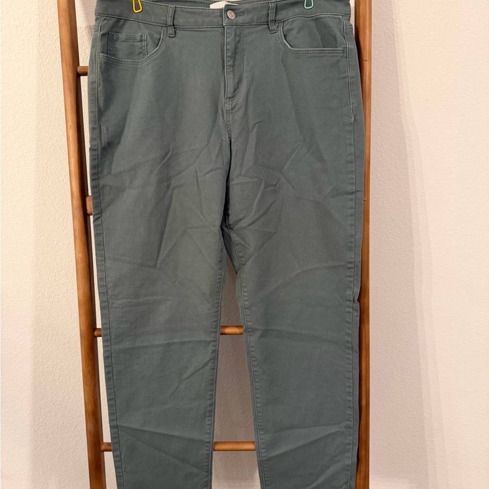 LOFT Women's Straight Leg Jeans - Green